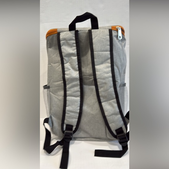 Backpack cooler - Picture 3 of 4